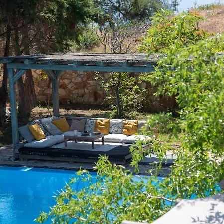 Pool Panormos Villa